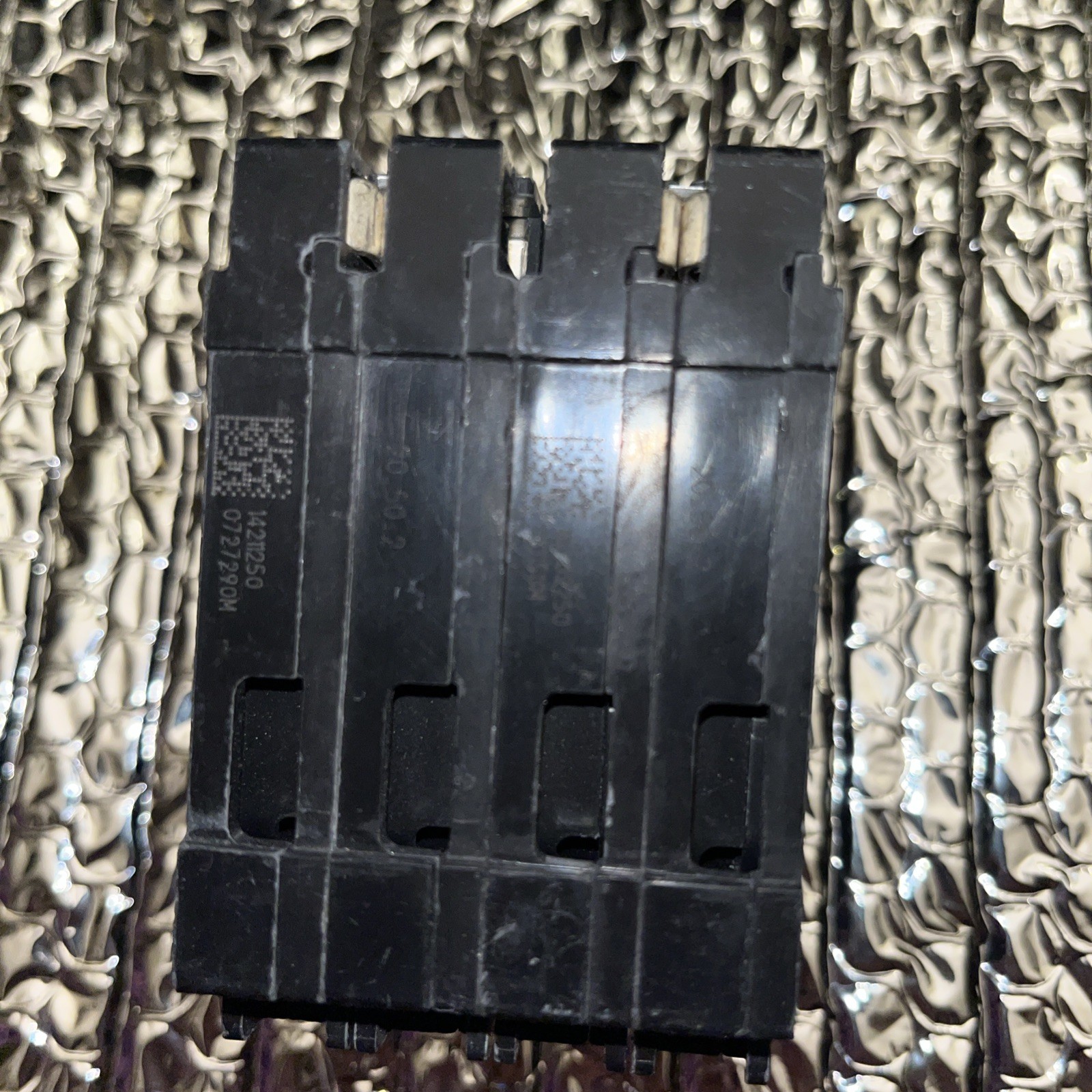 Siemens 4-Pole Circuit Breaker Q22050CT2 60Hz 120/240V 20/50Amp Plug-In Mount