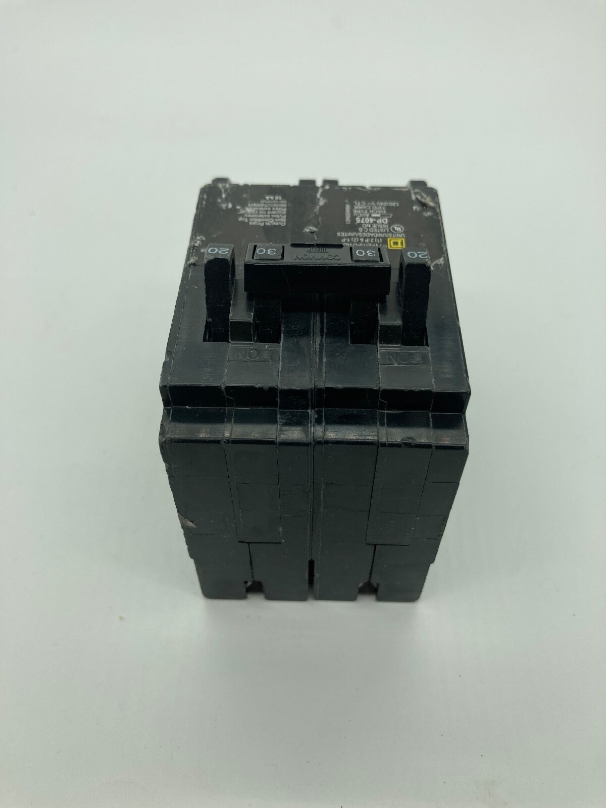 HOMT2020230 Homeline Quad Two 1 Pole 20 Amp One 2P 30 Amp Plug In Tandem Breaker