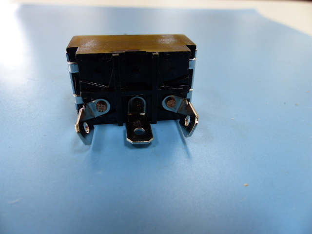 CARLING 3-79054MM Qty of 5 per Lot SPDT (ON)-OFF-(ON) .250 QC TERM TOGGLE SWITV