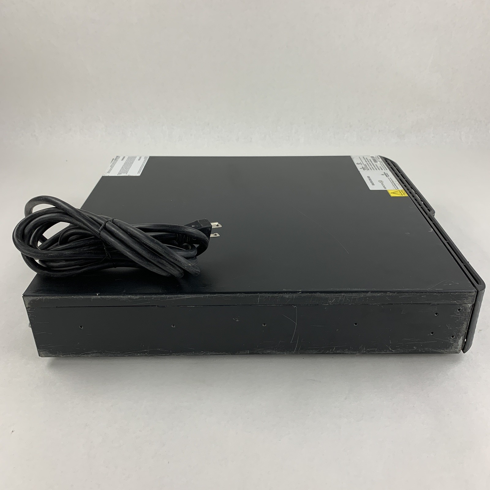 Emerson Liebert GXT3-700RT120 UPS System 700VA 120V No Batteries Tested
