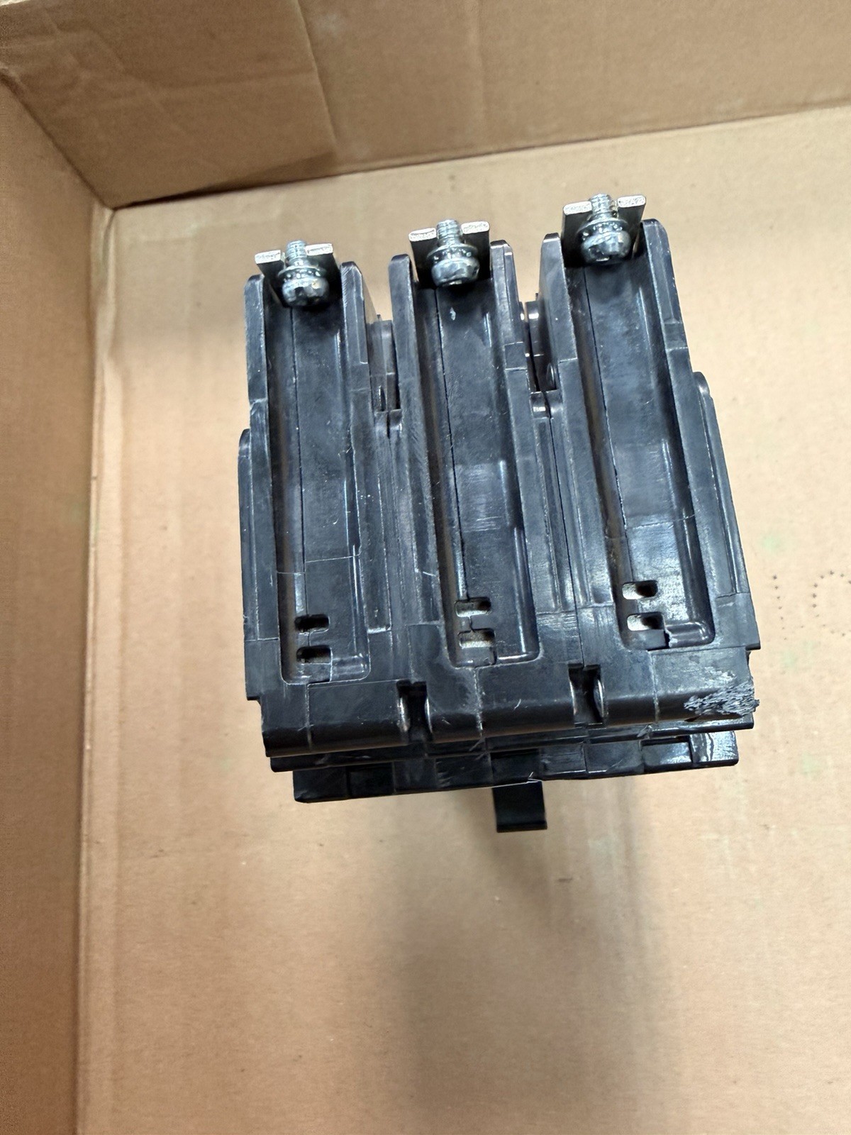 Square D EDB34125 125A 3 pole 480Y/277VAC 25kA bolt on Circuit Breaker