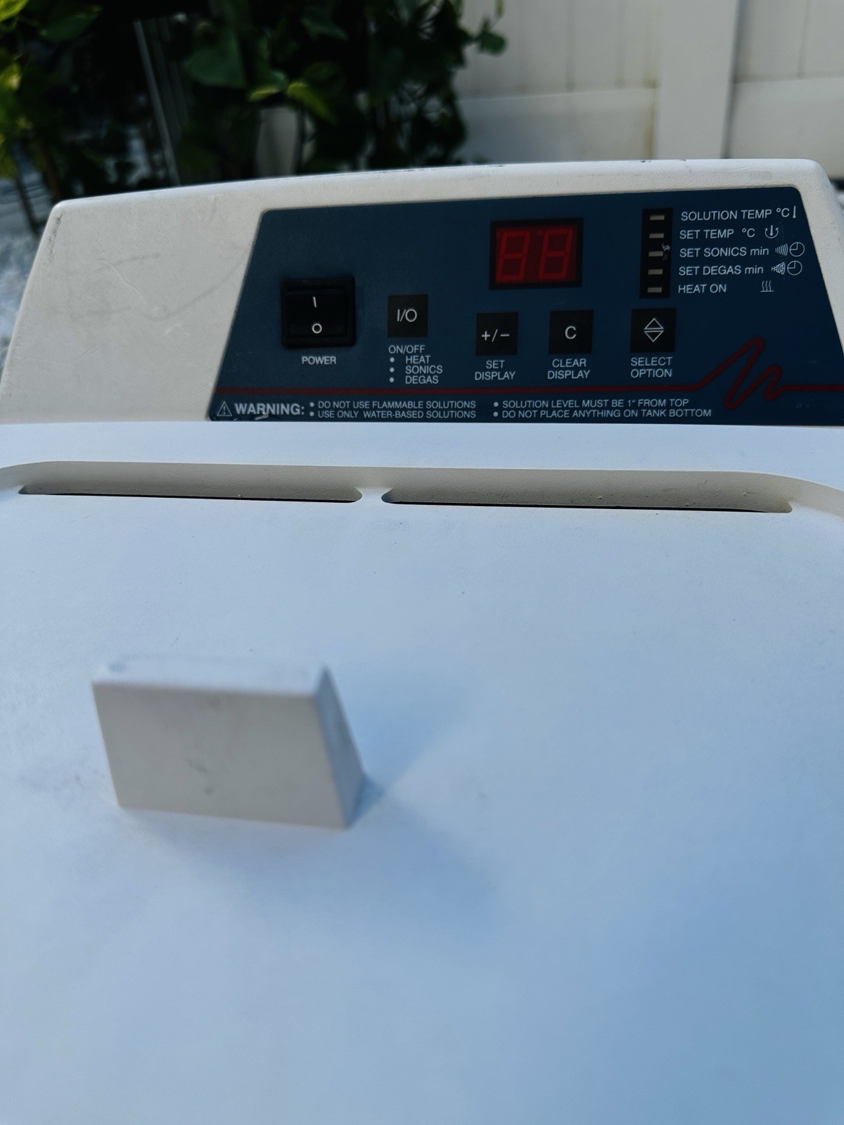 Branson 5510R-DTH Ultrasonic Cleaner Heated Bath & Timer. Working