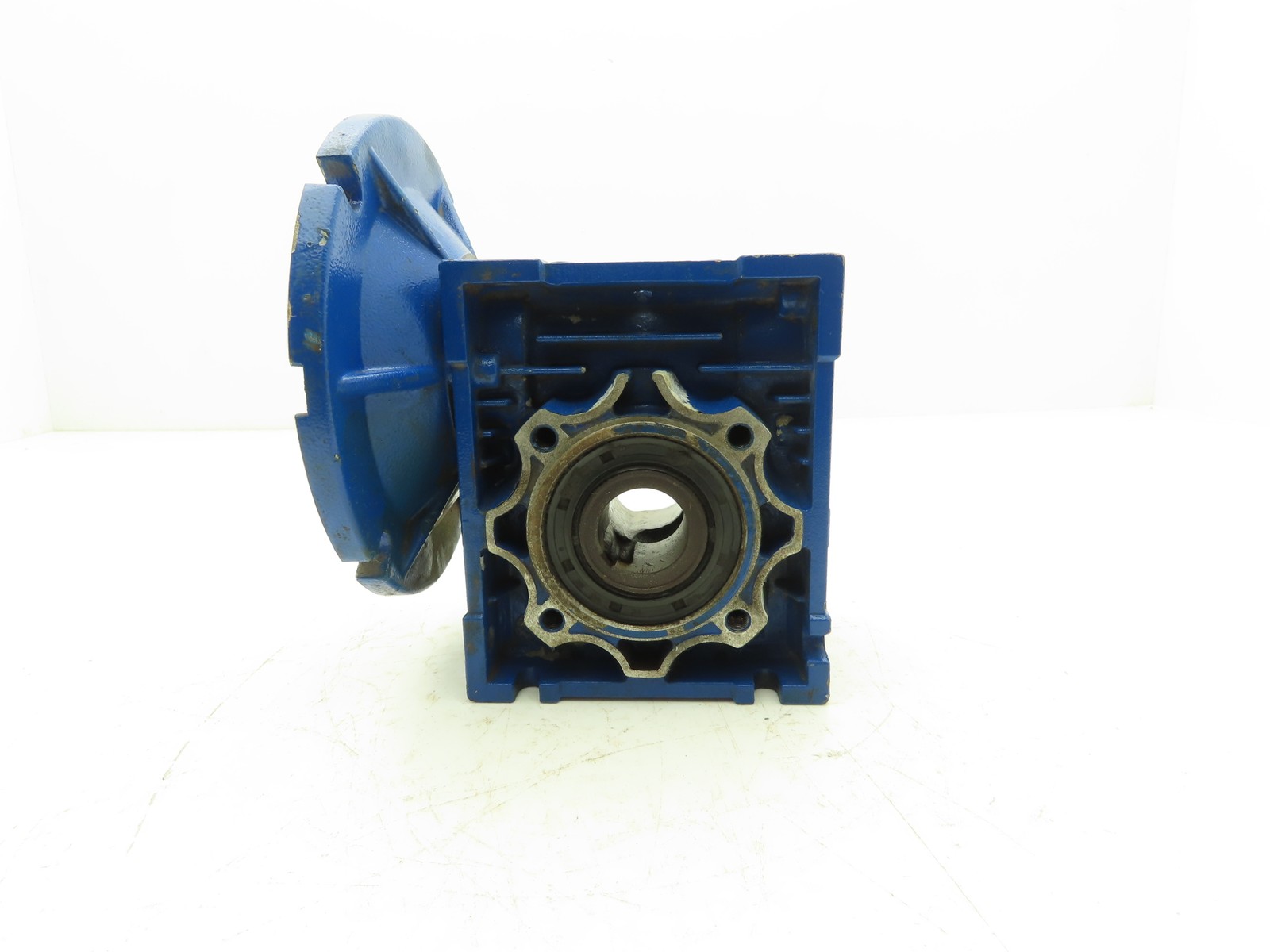 Motovario NMRV 050 Gearbox 20:1 Reducer 87.5rpm Hollow Shaft Output 56C