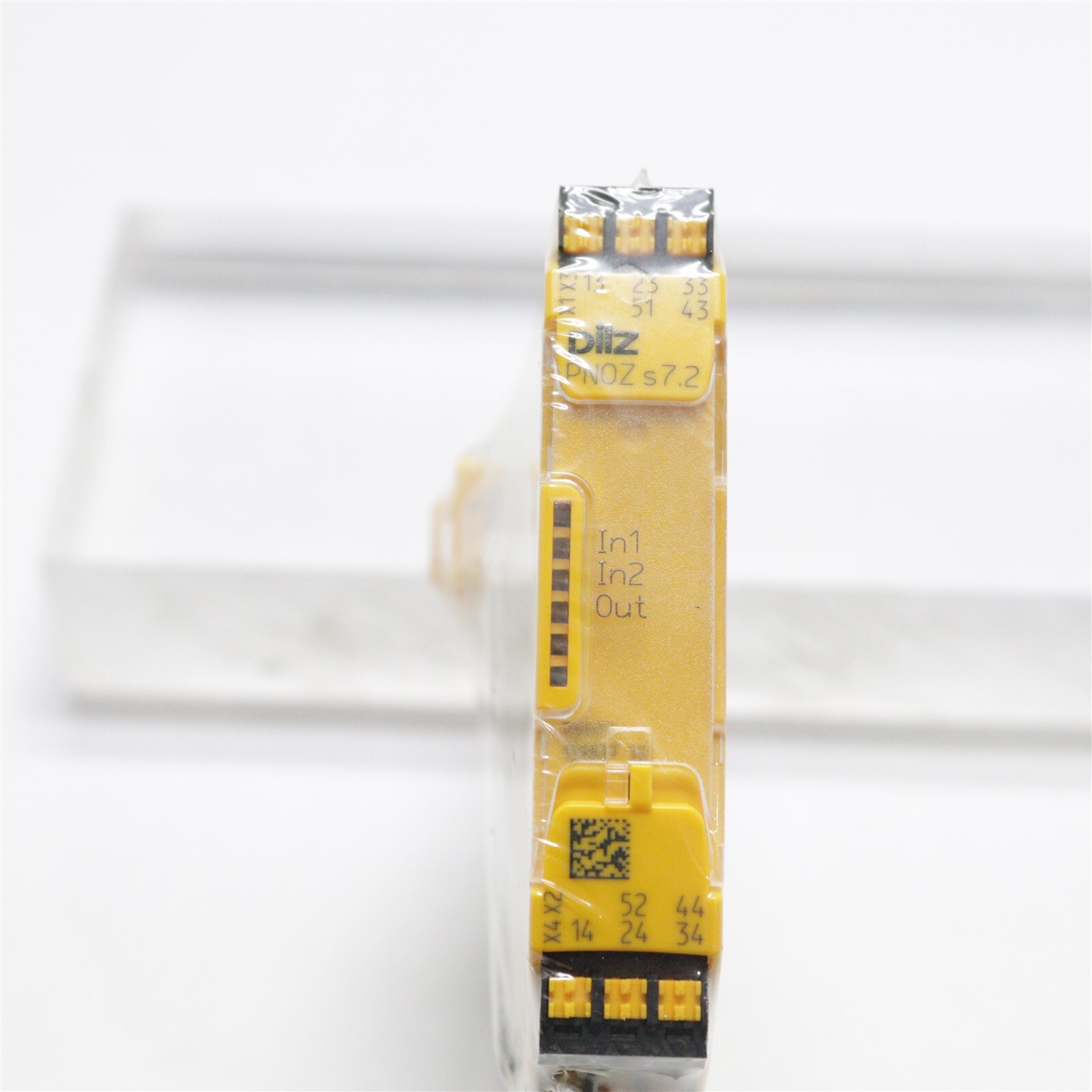 PILZ SAFETY RELAY 751177 PNOZ S7.2 24VDC 4N/O 1N/C EXPAND