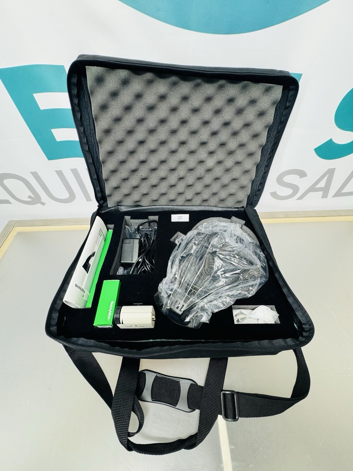 Welch Allyn Indirect 12500 Binocular Ophthalmoscope BIO w/ Carrying Case