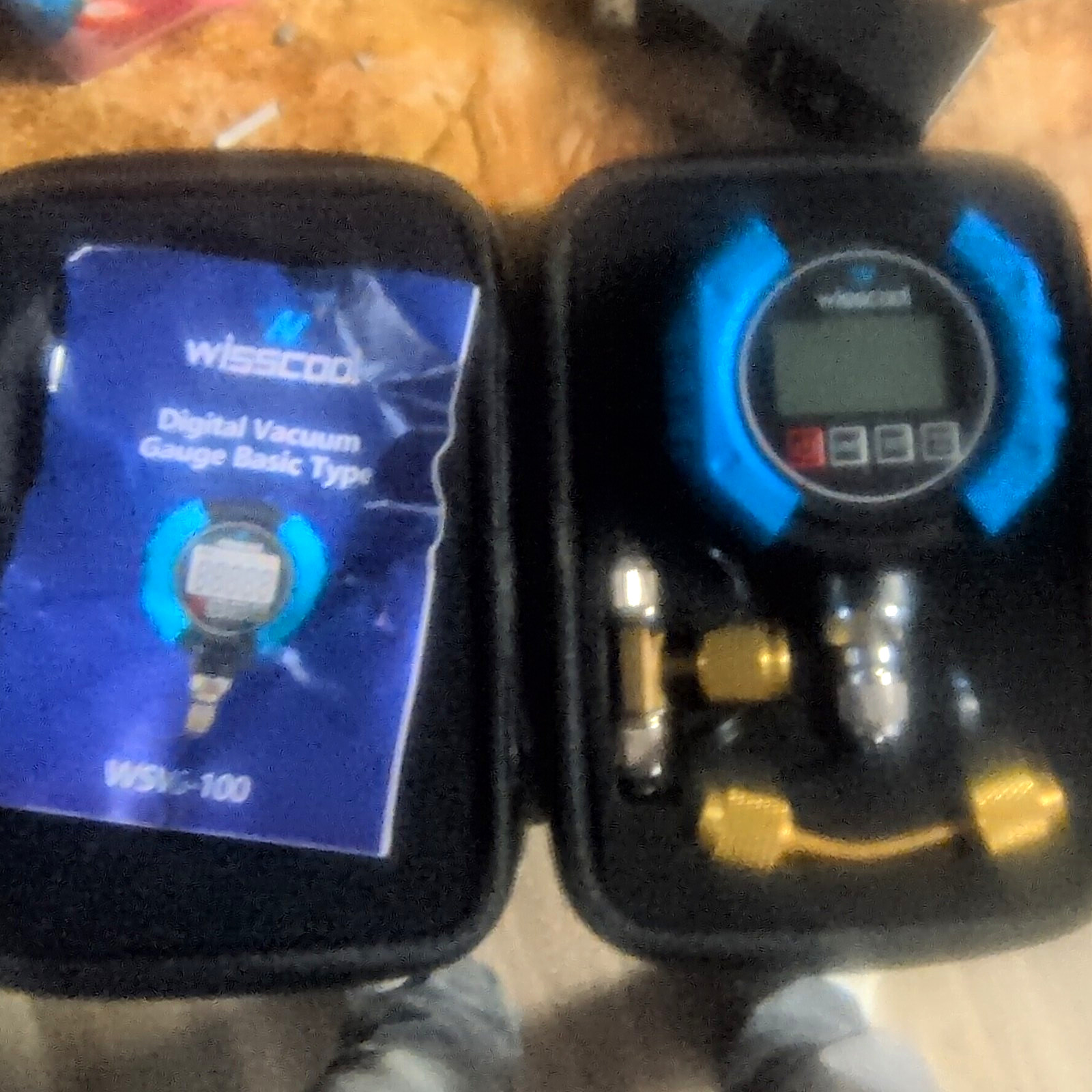 wisscool WVG-100 Digital Vacuum Gauge Micron HVAC w/ Carrying Case Blue/Black