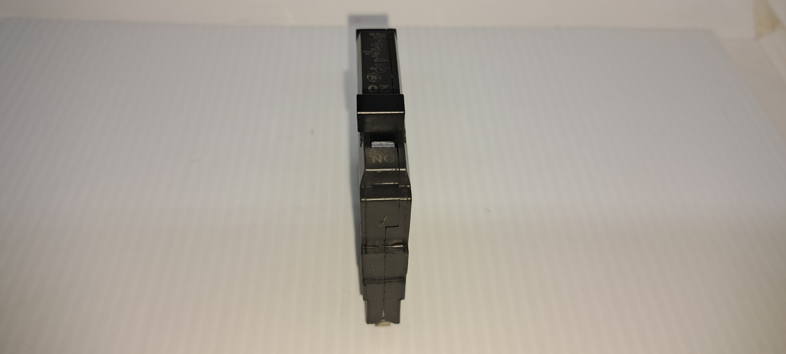 GE THQP120 20 Amp 1 Pole 120/240V Circuit Breaker NEW