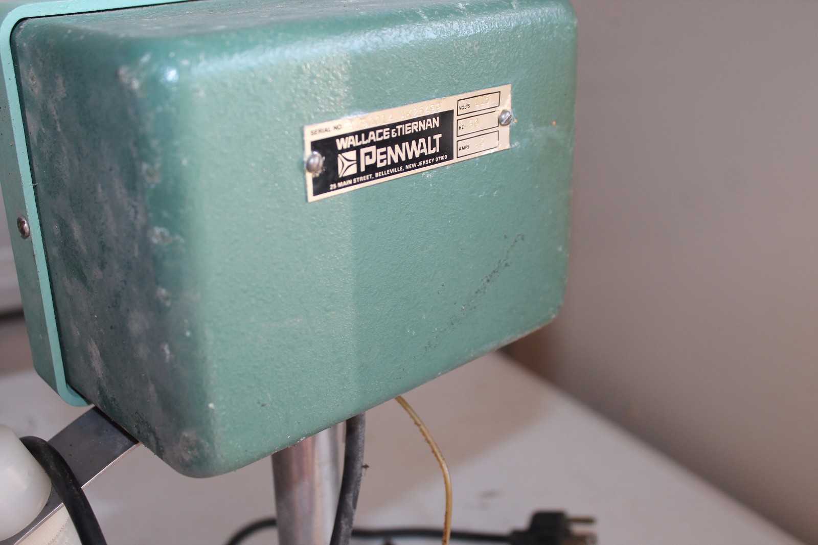 Wallace And Tiernan Titrator Pressure Machine