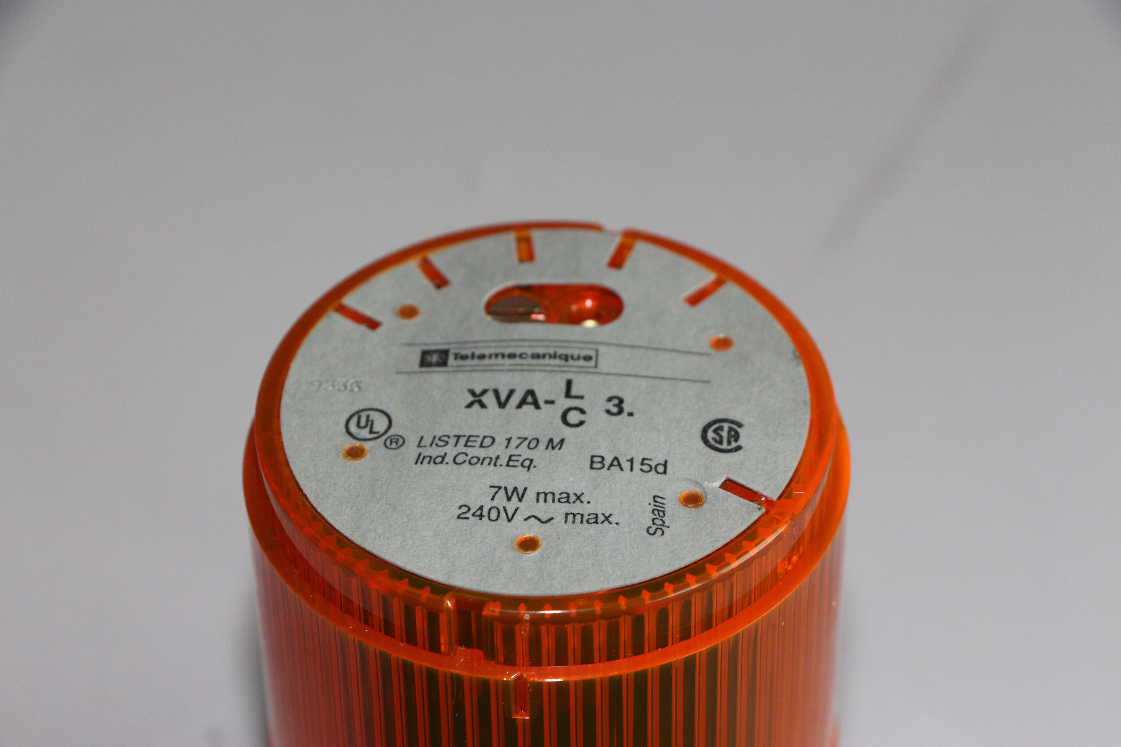 Telemecanique XVA-LC3 Signal Lamp, Amber Yellow (C36-R34)