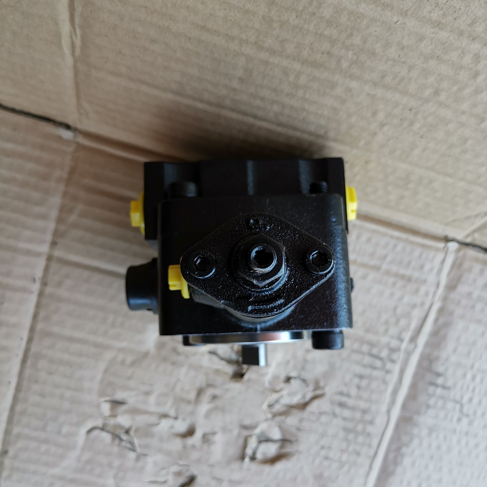 NACHI VUP-16 Variable Vane Pump | Genuine Used Hydraulic Pump Tested Working