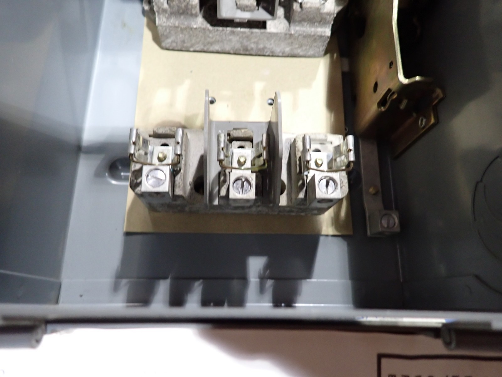 Square D PQ3603G 30 amp 600v 3p 3w Fused Busway Switch Bus Plug BP604
