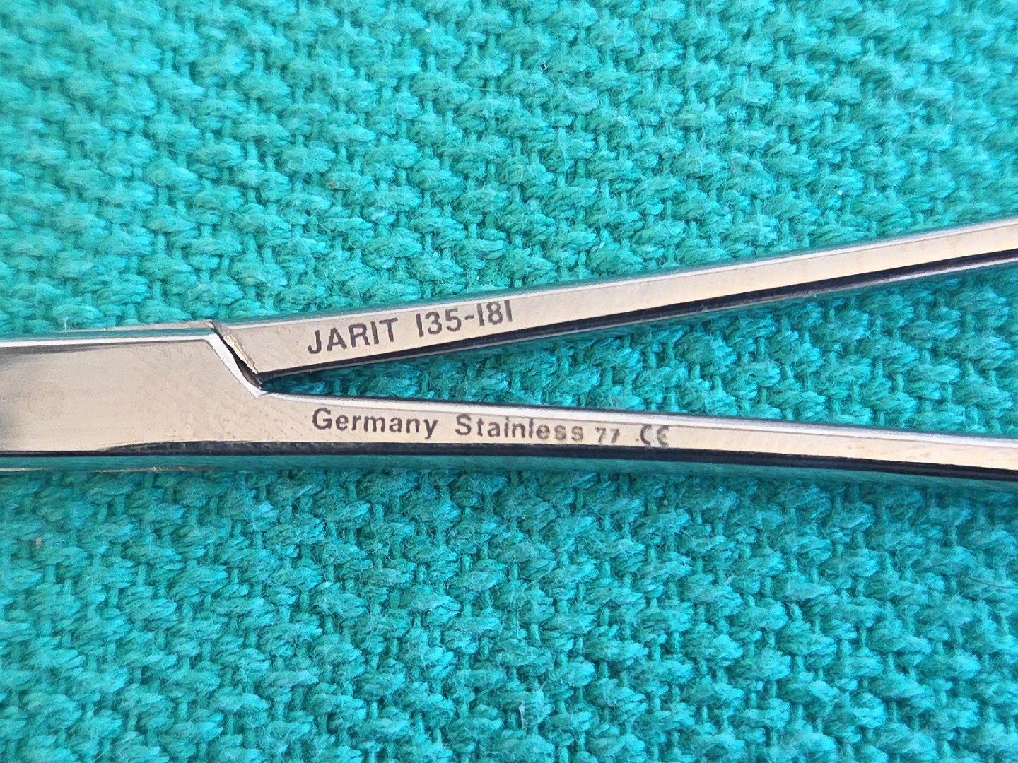Integra Jarit 135-181 Babcock Soft-Tissue Forceps 6″ Stainless Steel