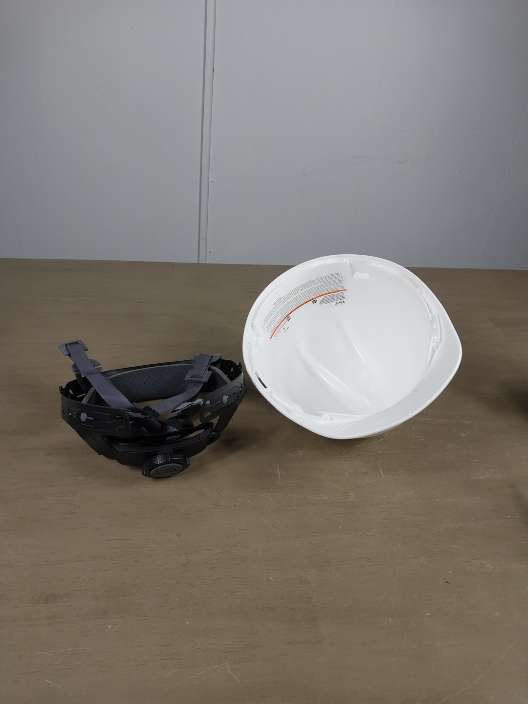 Msa Safety 495736 V-Gard Front Brim Hard Hat, Type 1, Class E, Ratchet MEDIUM WH