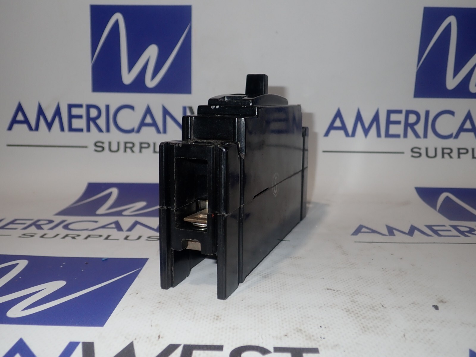 General Electric GE TE111015WL 1 pole 15 amp 125V AC or DC E100 Breaker -TESTED