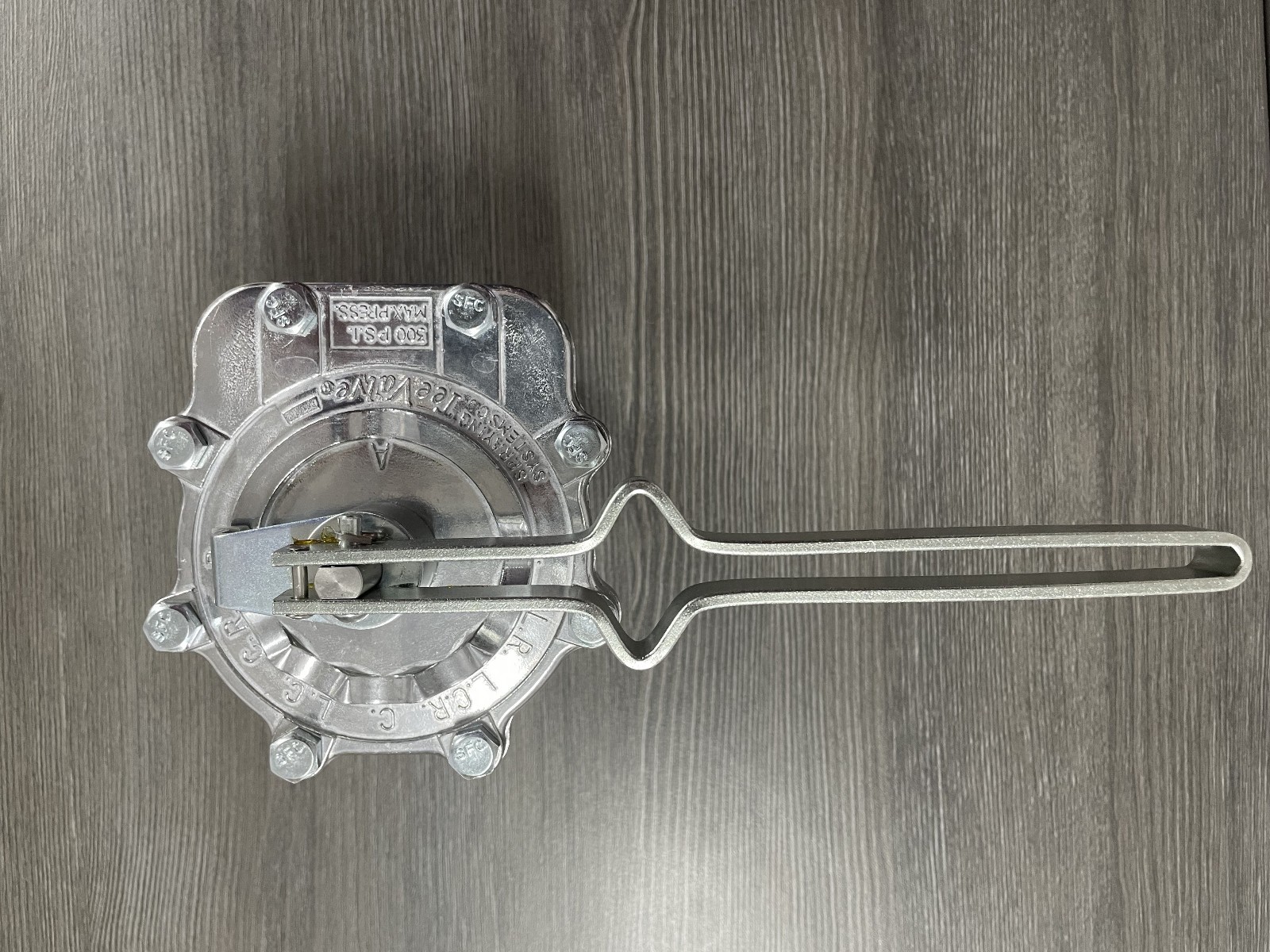 TeeJet AA17L TEEVALVE 3 Section Boom Controller Valve 3/4″ Inlet MAKE AN OFFER
