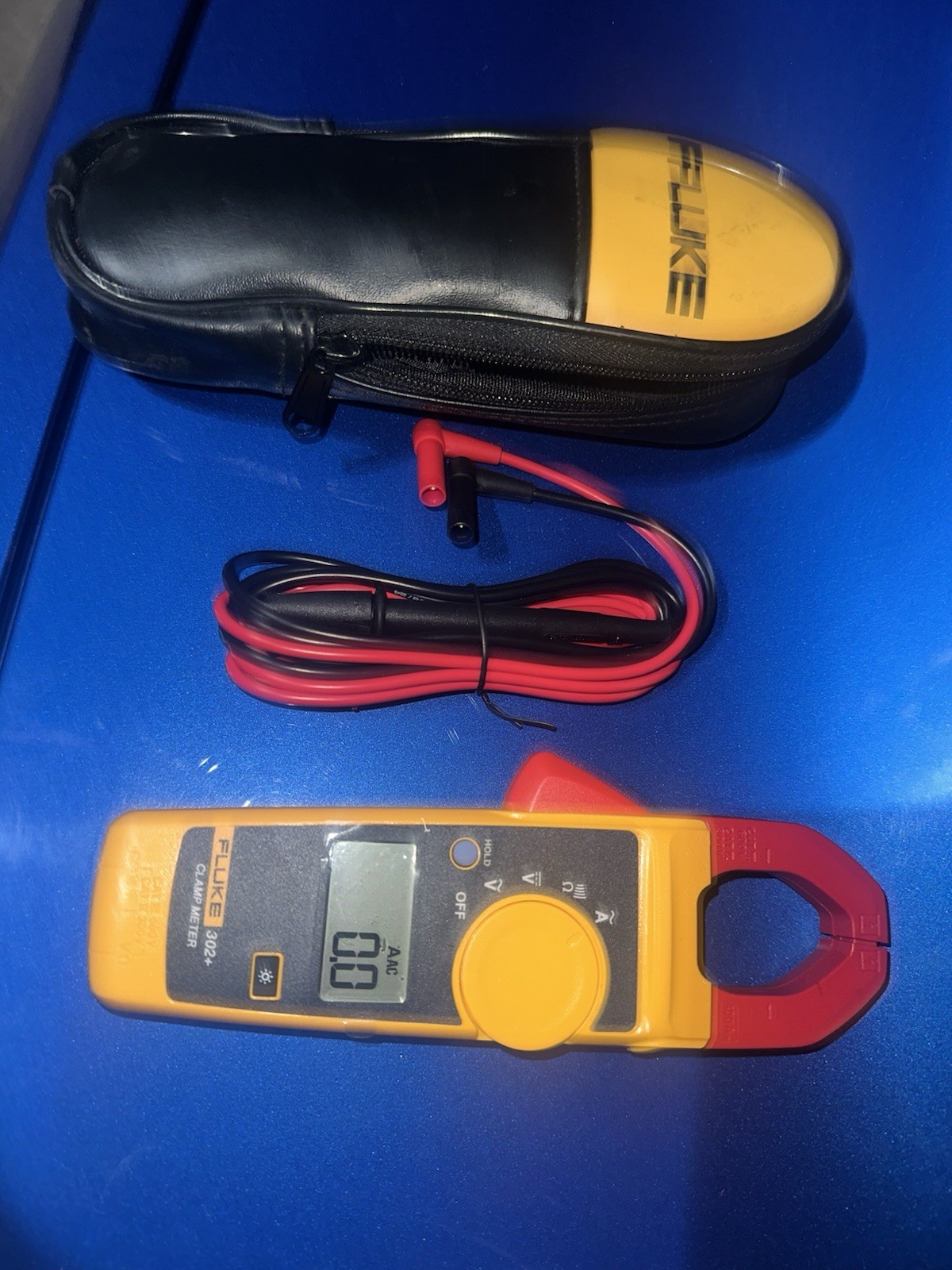Fluke 302+ AC400A Clamp Meter Tester AC/DC Volt Amp Multimeter /-50