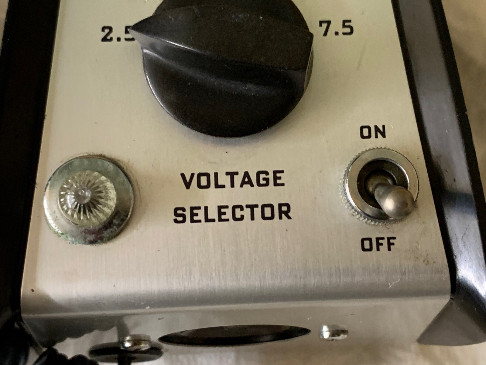 American Optical Voltage Selector Mod. 350 2.5 – 7.5 volts A/C 60 Cycle 28VA