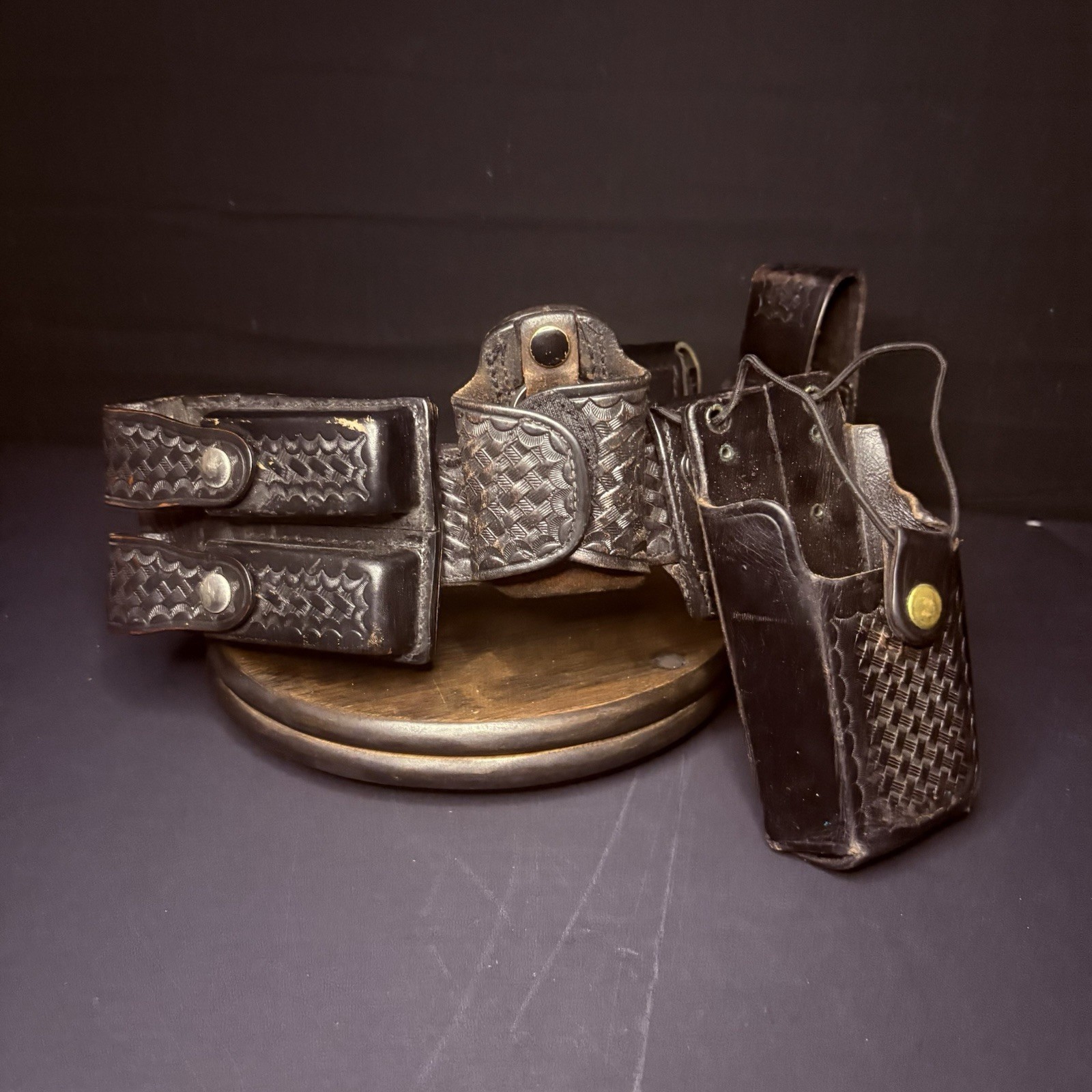 Bianchi Duty Belt 32″ w/Mag Pouch, Key Keeper, Radio, Mace, Recorder Pouch