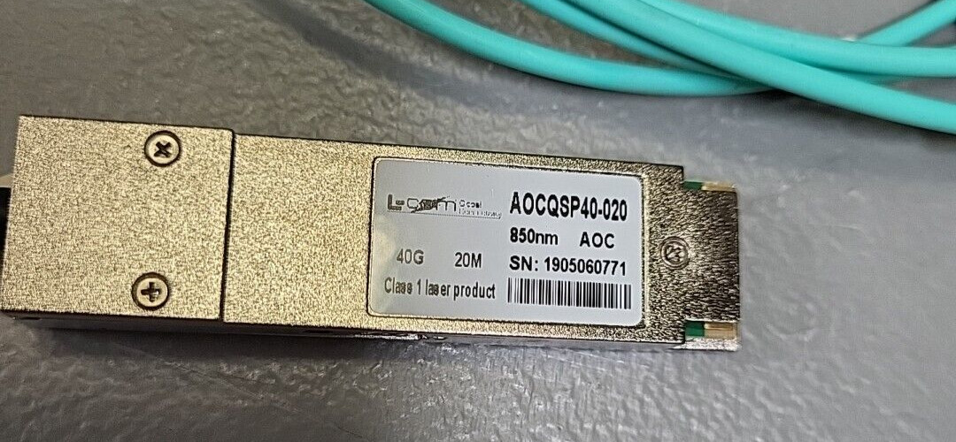Active Optical Cable Breakout QSFP+ 40Gbps to 4x10G SFP/20M AOCQSP40-020(BIN461)