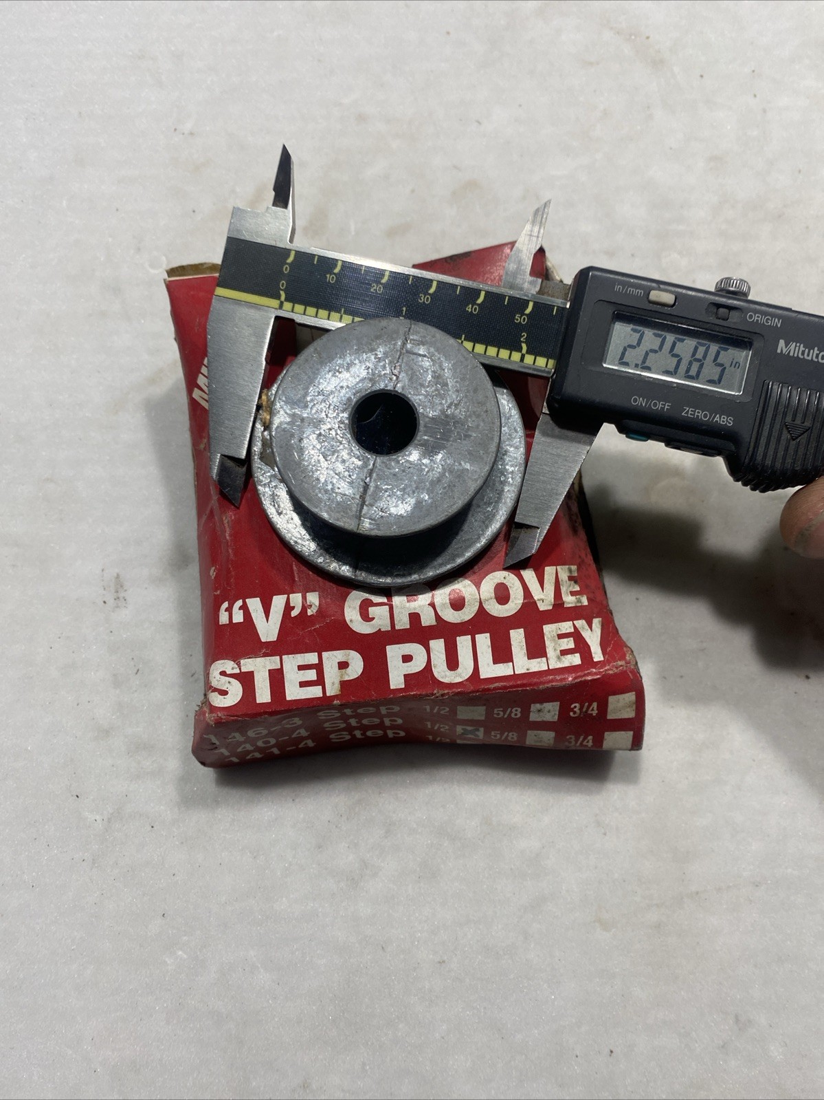Aluminum NOS 4 STEP PULLEY V BELT, 1/2” Bore, Die Casting Co