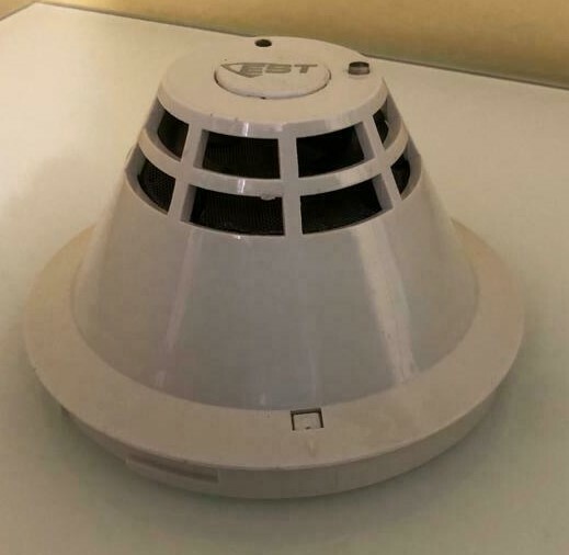 Edwards EST SIGA-PS Intelligent Photoelectric Detector Smoke SIGAPS