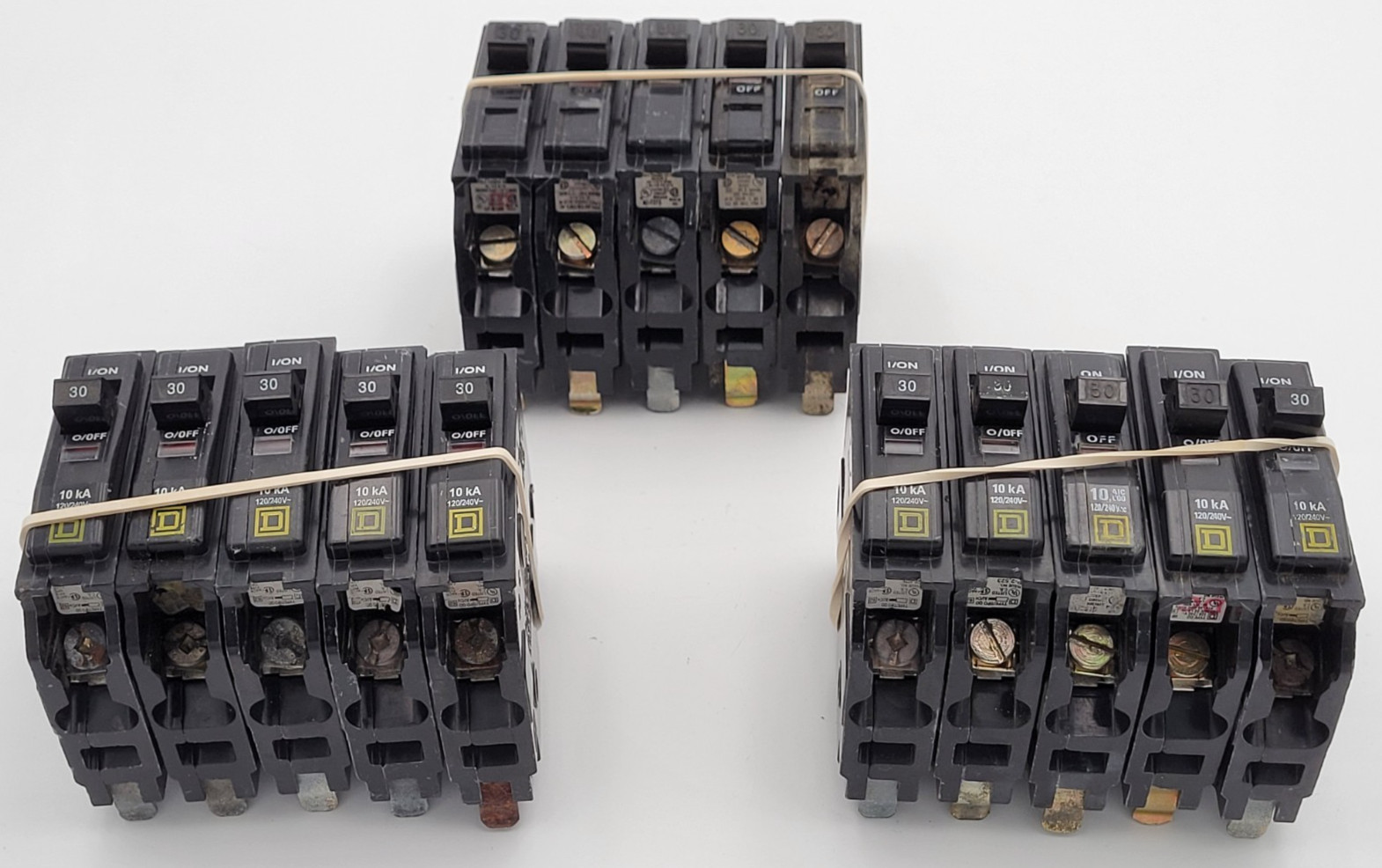 Square D QO130 30 Amp 1-Pole Plug-On 120 V AC Circuit Breaker (Lot of 5) USED