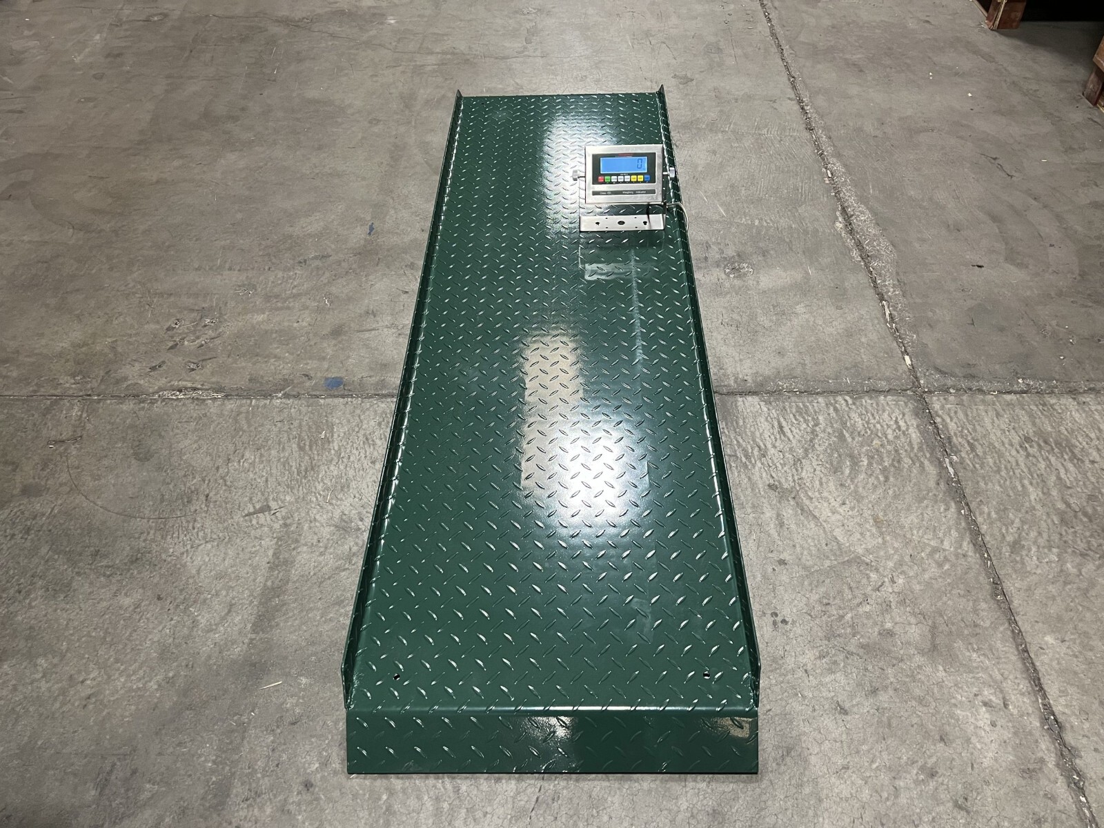 USA Measurements «GREEN GIANT» 10,000 lb x 1 lb Cattle Livestock Alleyway Scale