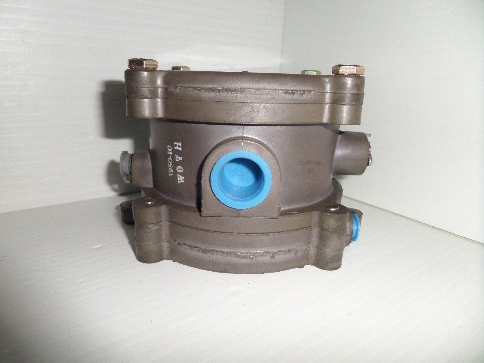 ⭐NEW IN BOX⭐ DWYER 1950-10-2F EXPLOSION PROOF PRESSURE SWITCH Shipped from USA⭐