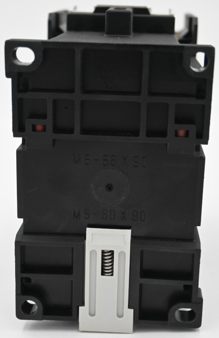 GE /General Electric CL07E300M Contactor with LB4EJ 110-125V 50/60hz/DC