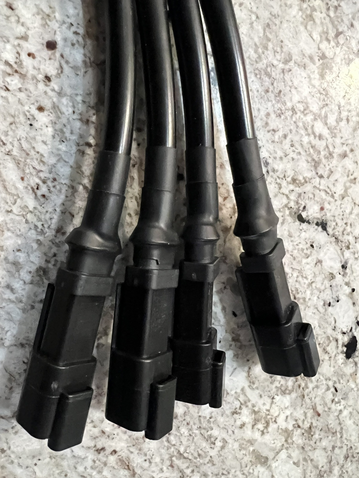 IP67 Y-type Waterproof Black DT Connector 2Pin Male and Female Splitter Deutsch