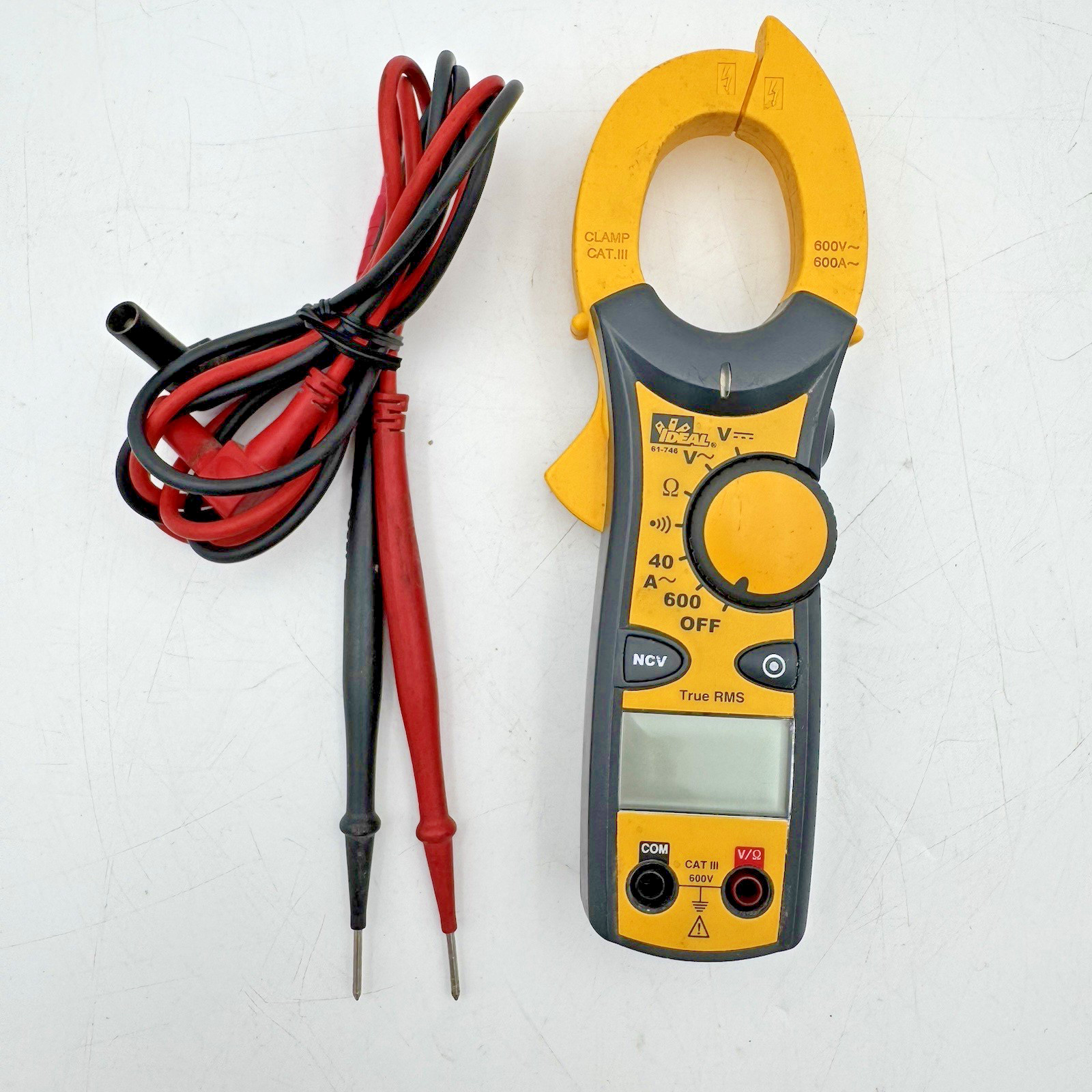 IDEAL 61-746 True RMS Digital Clamp Meter Tested Working w/ Damaged Test Lead