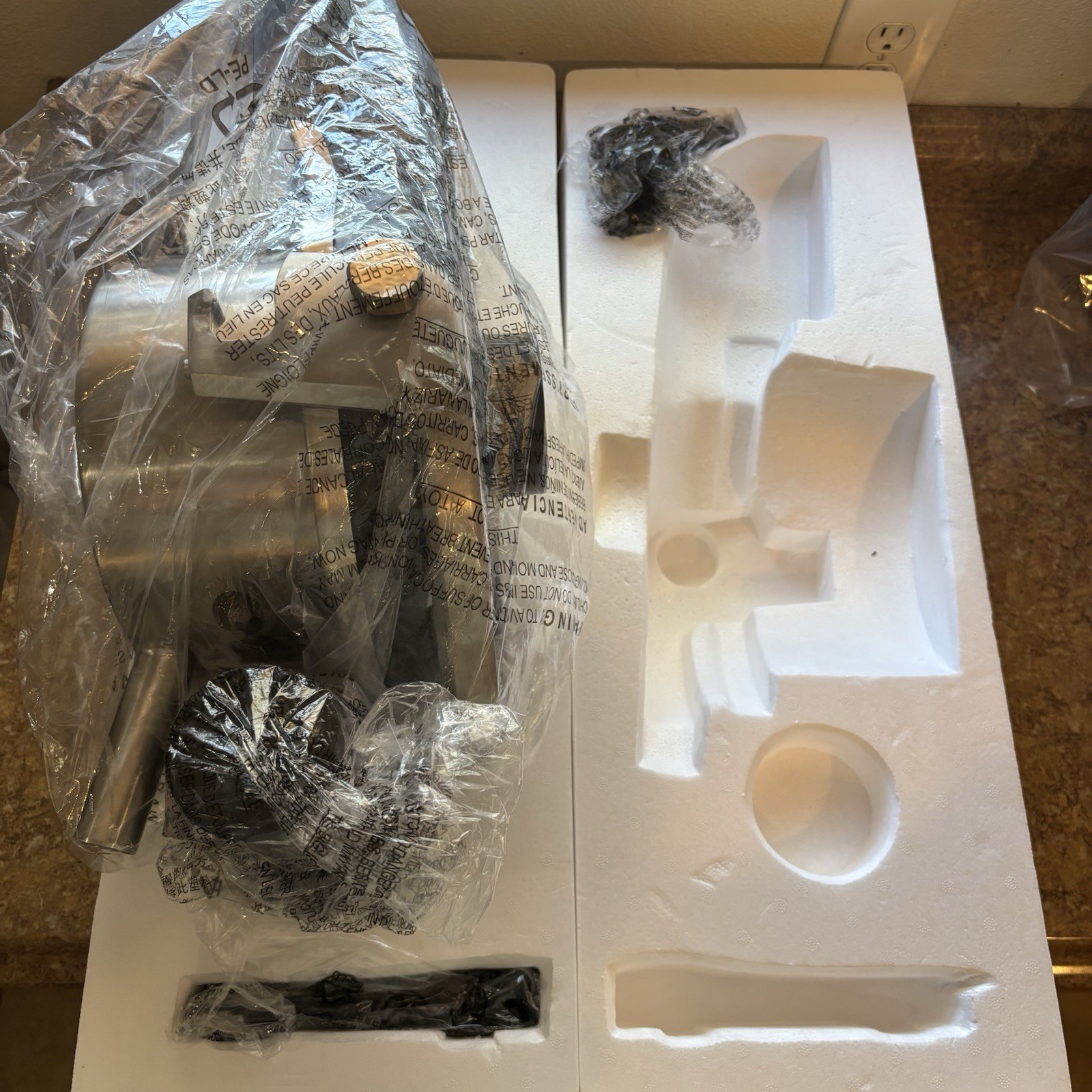 Commercial Juicer Centrifugal Juice Extractor HJE960 R Hamilton Beach