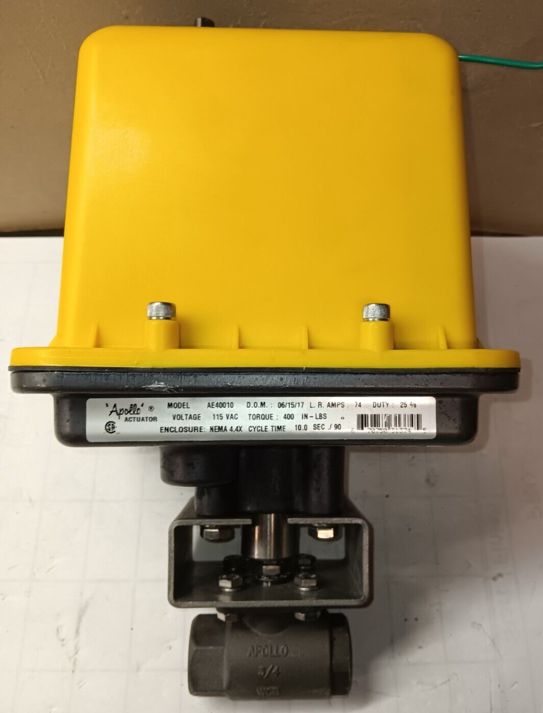 NEW APOLLO AE40010 VALVE ACTUATOR 115 VAC .74 AMP 400 IN LBS TORQUE 10 SEC / 90º
