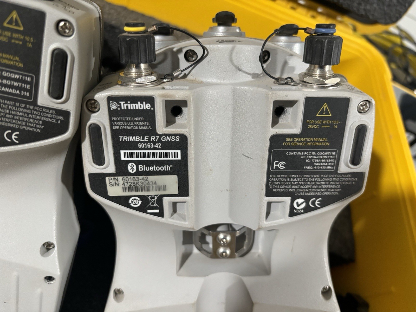 Trimble GPS Zephyr Geodetic GNSS MODEL 2 & (2) R7 GNSS + TSC2 + Battery Charger