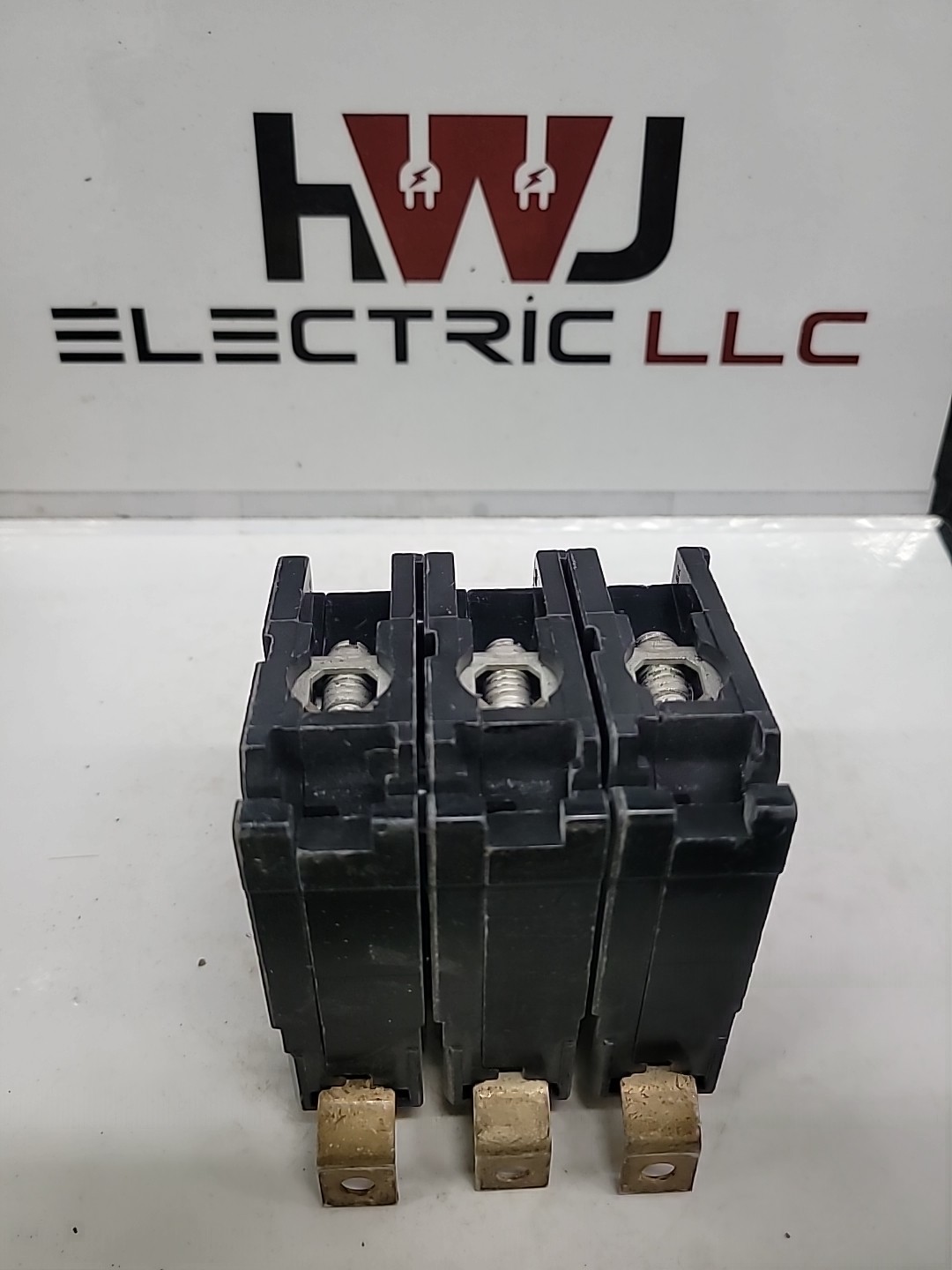 Eaton BAB3090H 90A 3POLE Bolt On Circuit Breaker Cutler Hammer, Westinghouse