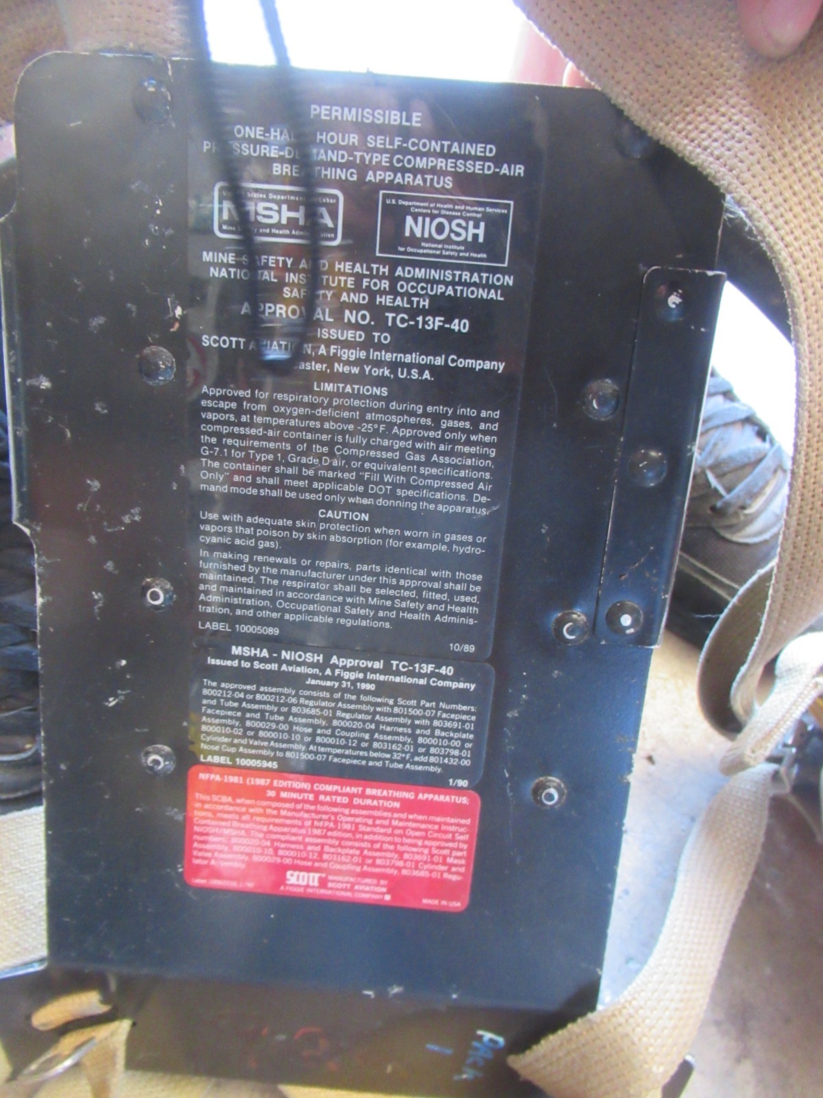 VINTAGE Scott Air-Pak Presur-Pak II SCBA 2216PSI 2.2