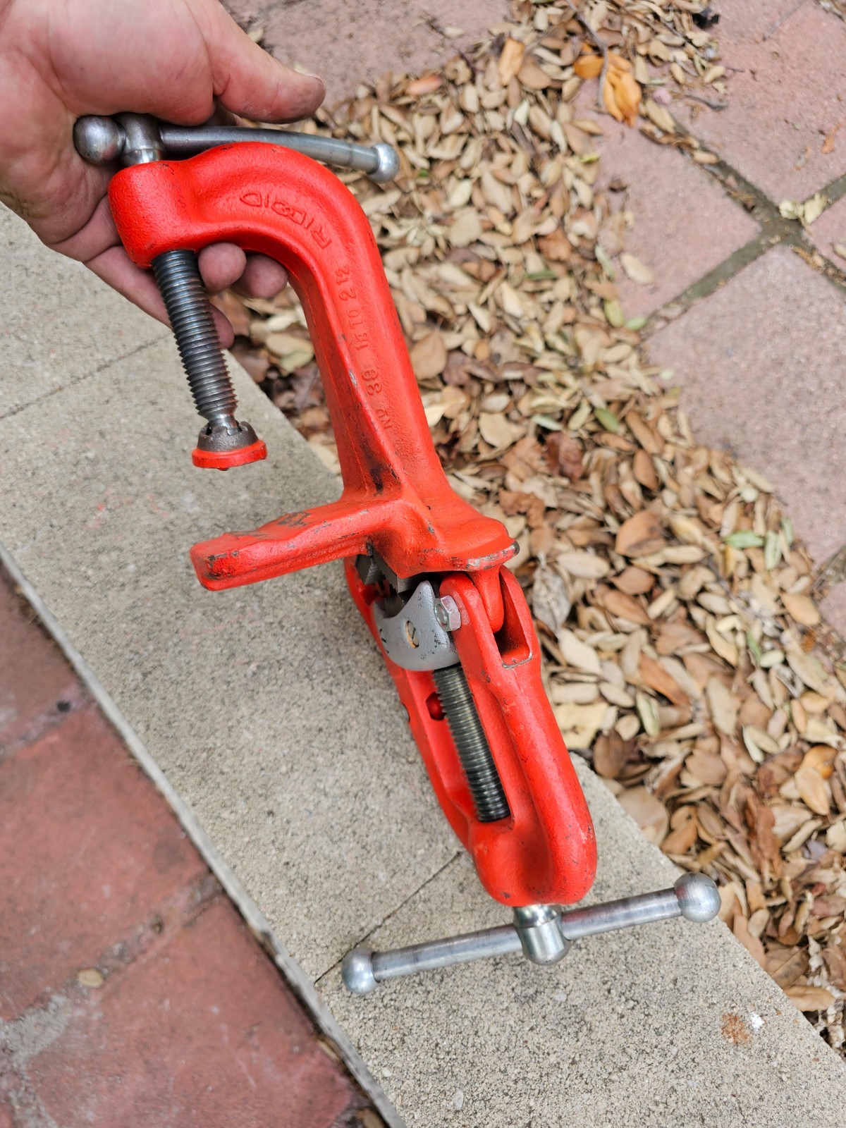 Genuine Ridgid No 39 Portable Pipe Vise 1/8″ to 2-1/2″ Clamp On Works Great NICE