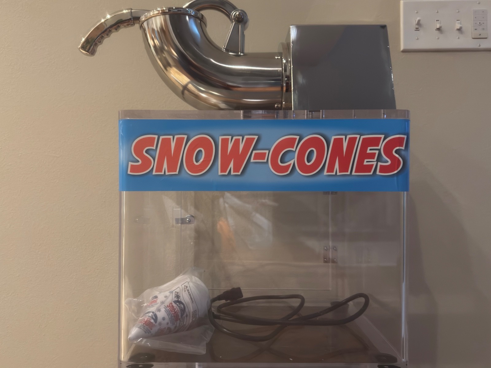 Commercial Snow Cone Machine Electric Ice Crusher Maker Ice Shaver KC41088 200W