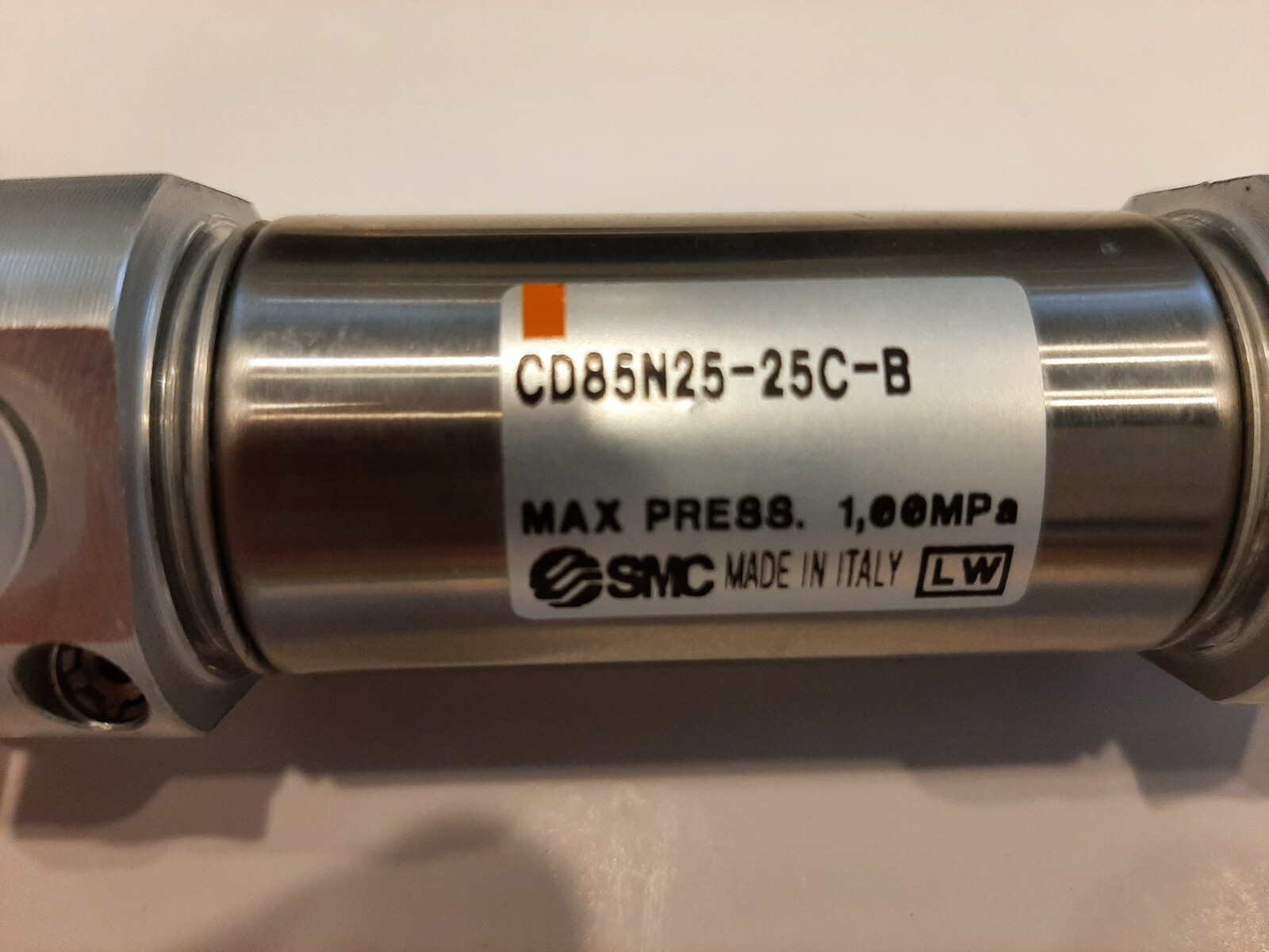 SMC CD85N25-25C-B Standard Cylinder Double Acting Single Rod Bore Size 25