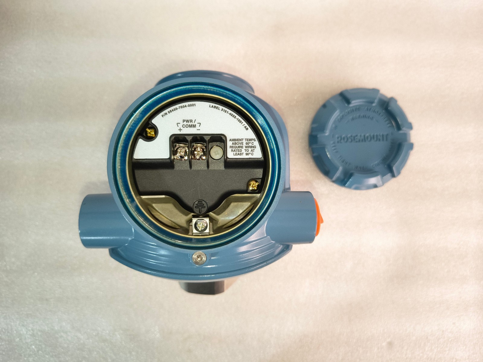 ROSEMOUNT 5300 SERIES GUIDED WAVE RADAR LEVEL TRANSMITTER 5301HA1S1V4AM00100CBI1