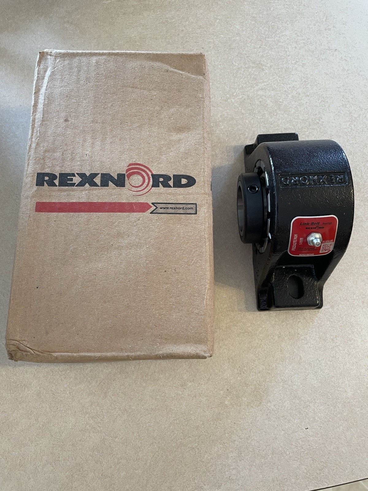 Rexnord 1 11/16 In Cast Iron Setscrew Locking 2 Bolt Pillow Block PB22427E7K98