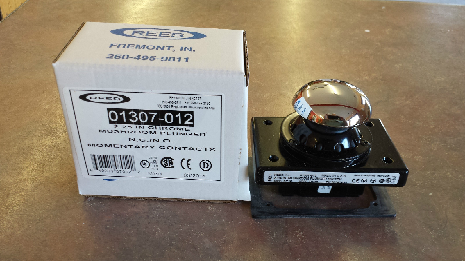 Rees 01307-012 Rees 2.25″ Chrome Mushroom NSFP