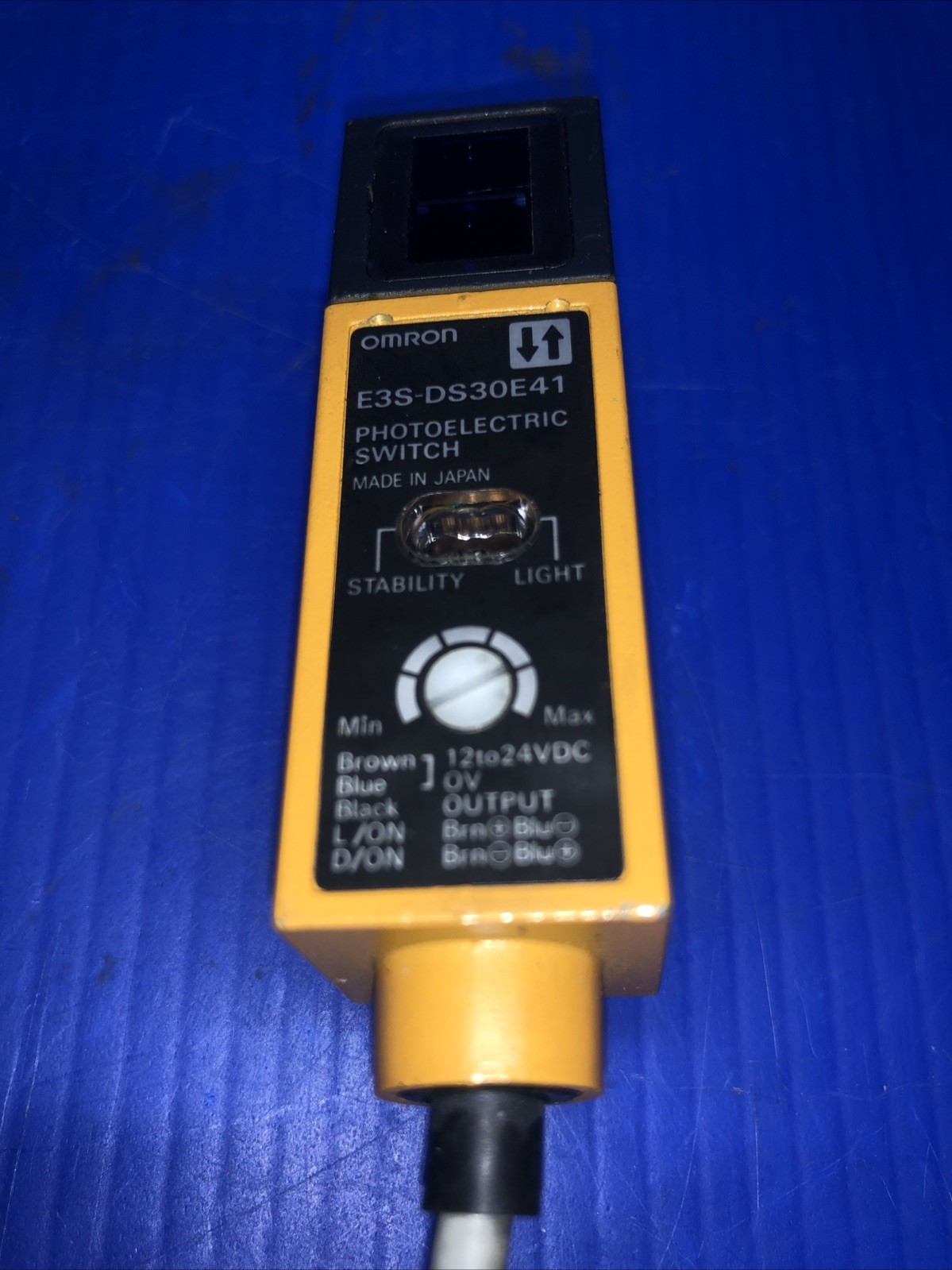 OMRON E3S-DS30E41 / E3SDS30E41 —LISTED AS USED BUT DO NOT THINK THEY BEEN USED