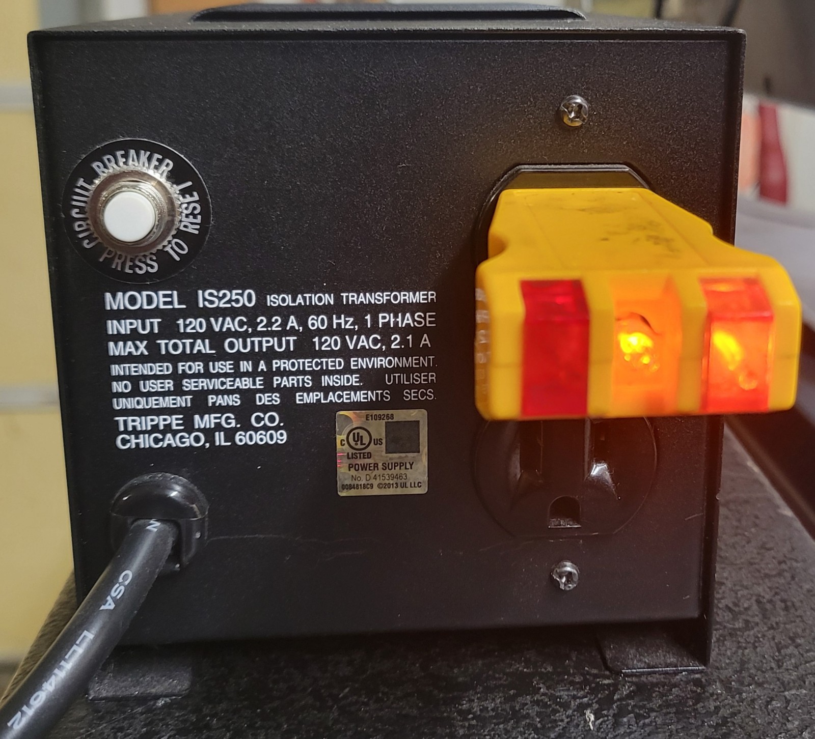 Tripp Lite IS250 250VA 1:1 Isolation Transformer 120VAC 60Hz, 2 Type B Outlets