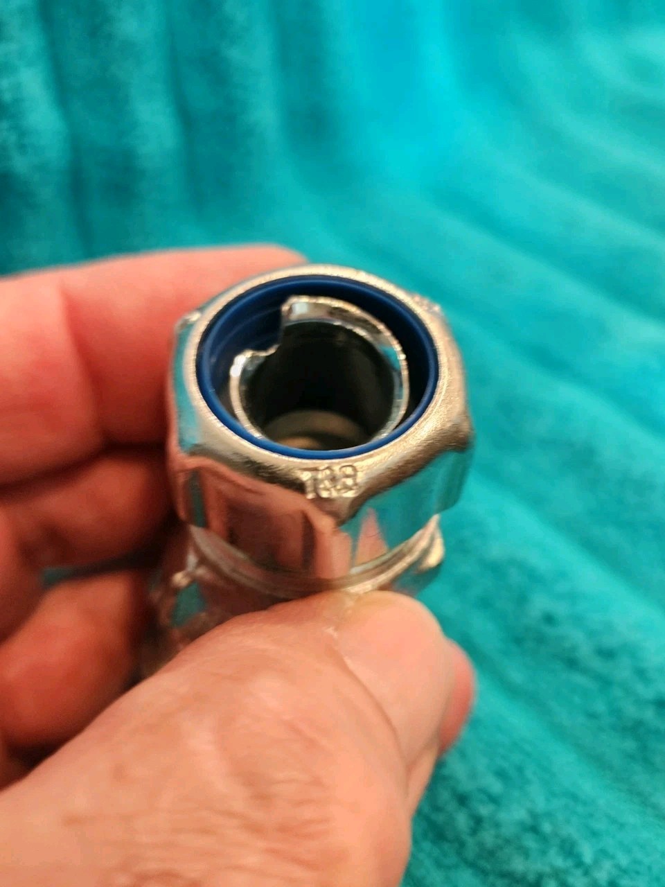 NEW LOT OF 4 THOMAS & BETTS 5342 LIQUIDTIGHT 45° CONDUIT ELBOW 1/2″ CONNECTOR