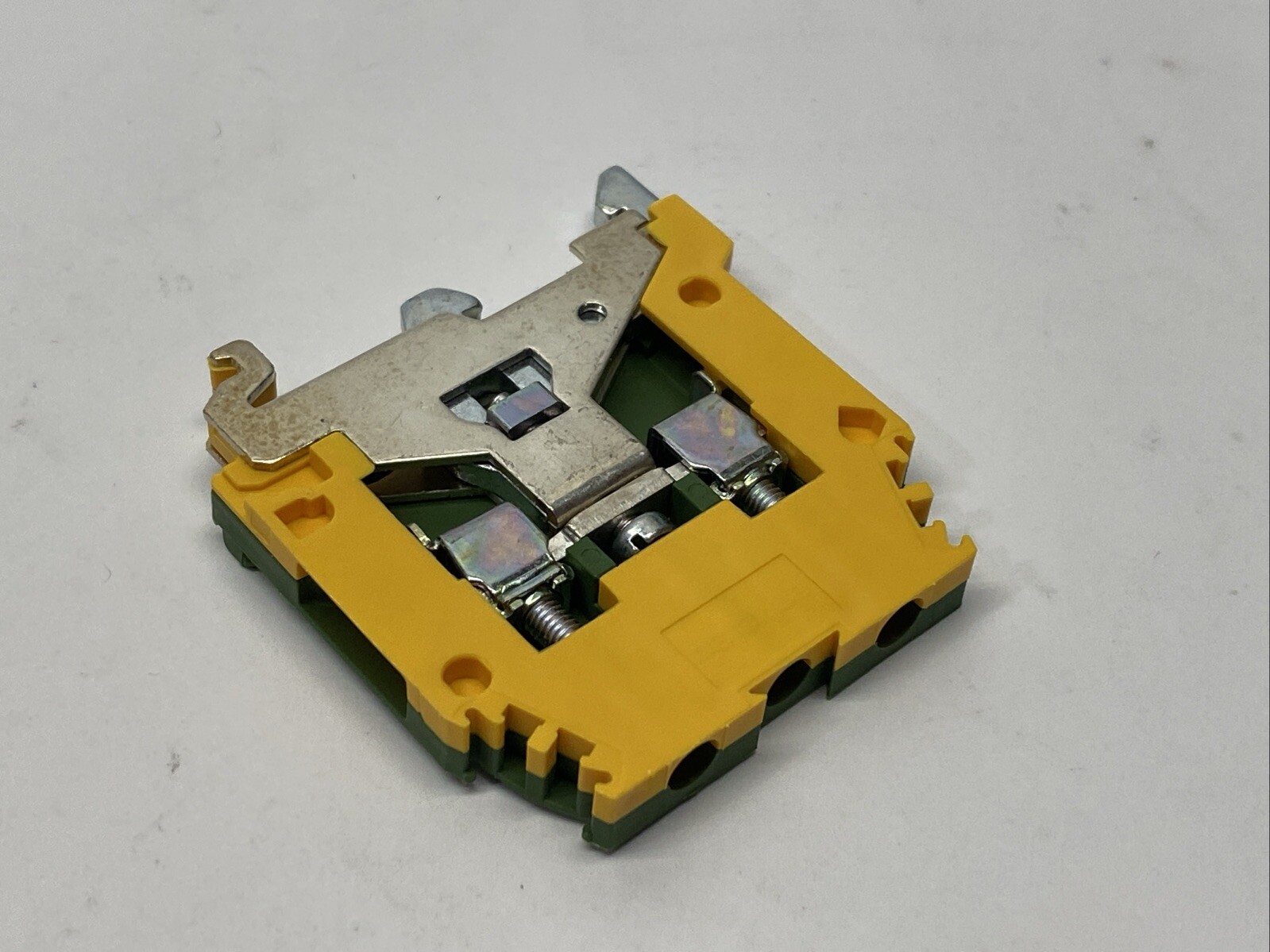 ABB 1SNA165113R1600 Entrelec Ground Terminal Block M4/6.P PKG OF 50