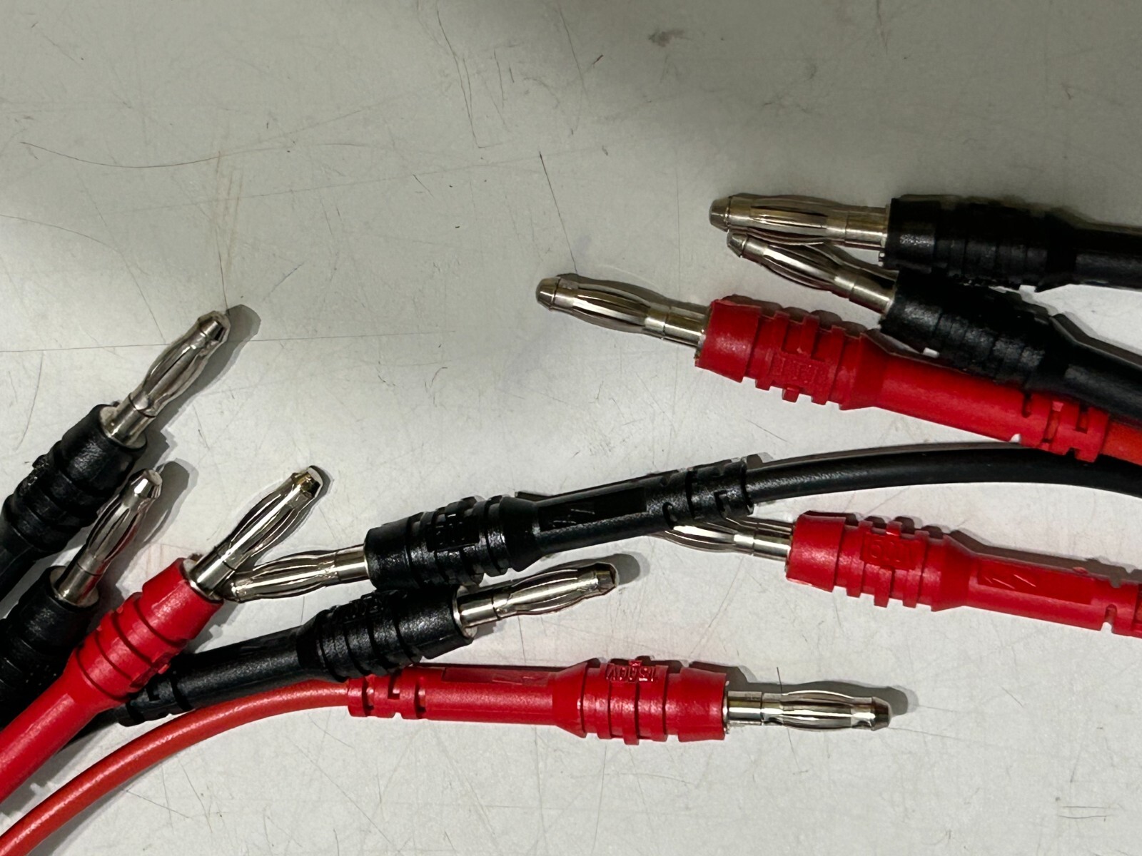 ITT patch cord banana plug ends 2-RED 3-BLACK 21long 16in cord USED Good cond