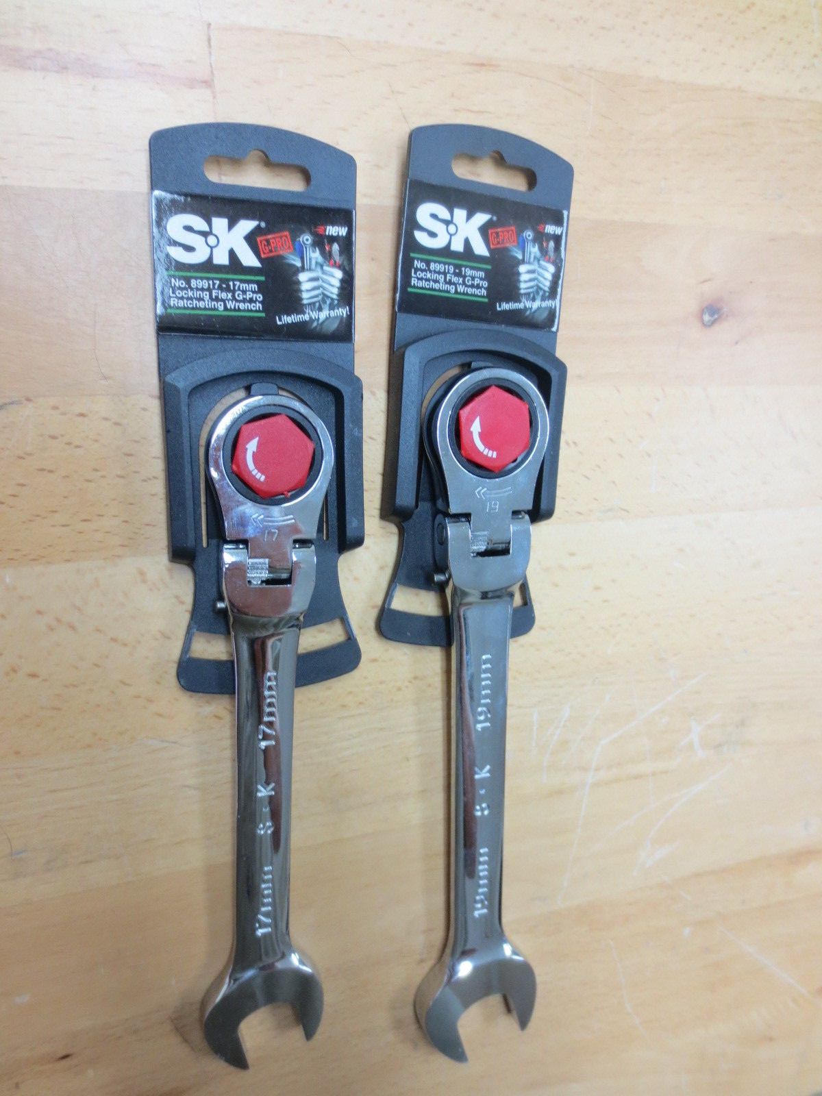 SK Tools 2 Pc Locking, Flex, G-Pro, Ratcheting Wrench Set (17mm, 19mm)