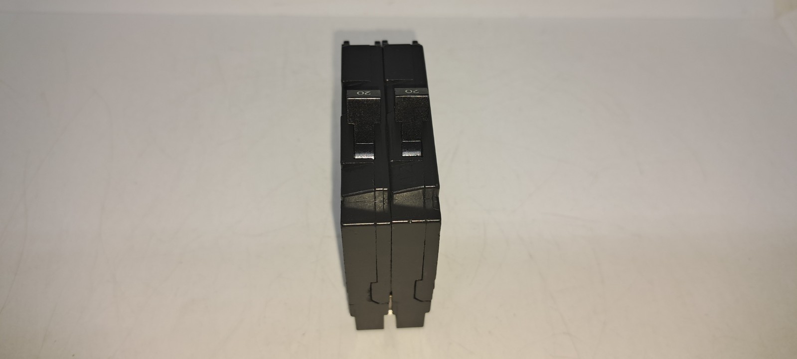 SIEMENS ITE GOULD Q2020 20 Amp Two 1 Pole Circuit Breaker Type QT Q2020