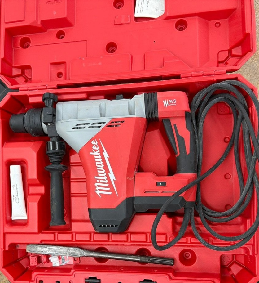 Milwaukee 1-3/4 in. SDS-MAX Rotary Hammer